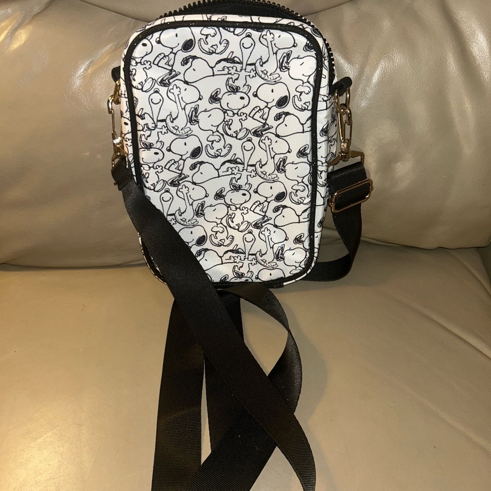 Peanuts Black and White Crossbody Bag - Picture 2 of 4